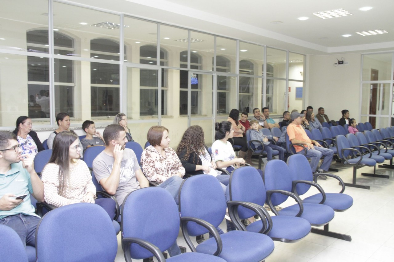 Revisão geral anual do salário dos servidores municipais é aprovada