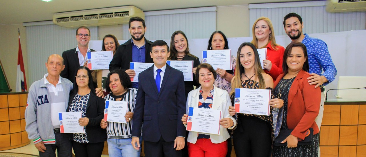 Profissionais da saúde recebem homenagens em Sessão Solene