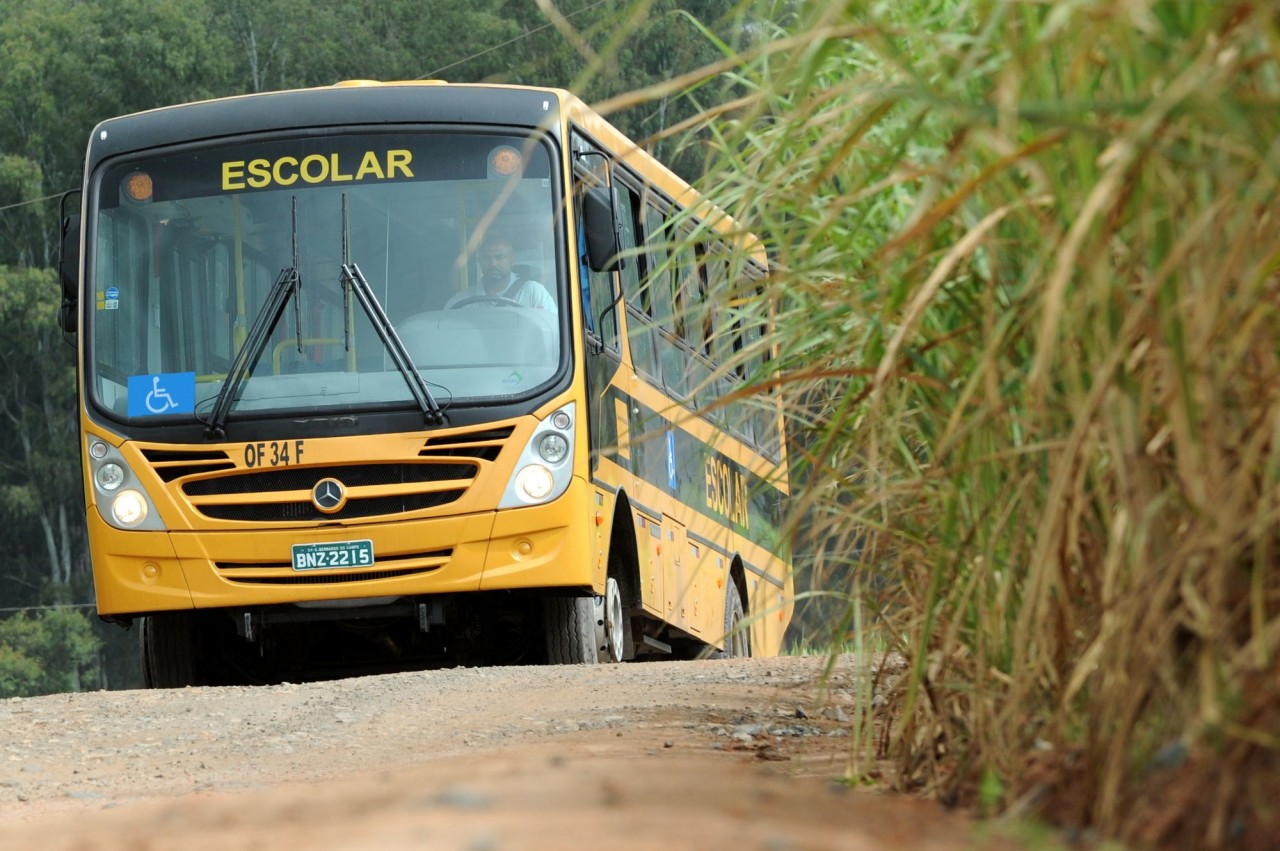 Vereadores denunciam ao Ministério Público processo de licitação do transporte escolar