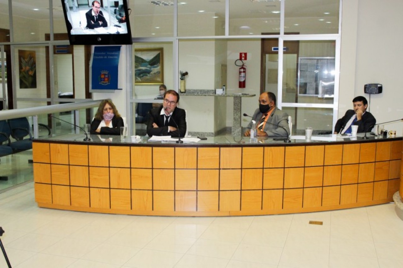Cinco projetos de Lei foram aprovados na Sessão do dia 19 de outubro