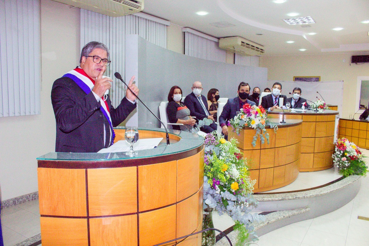 Vereadores e Prefeito começam mandato para a Gestão 2021 a 2024