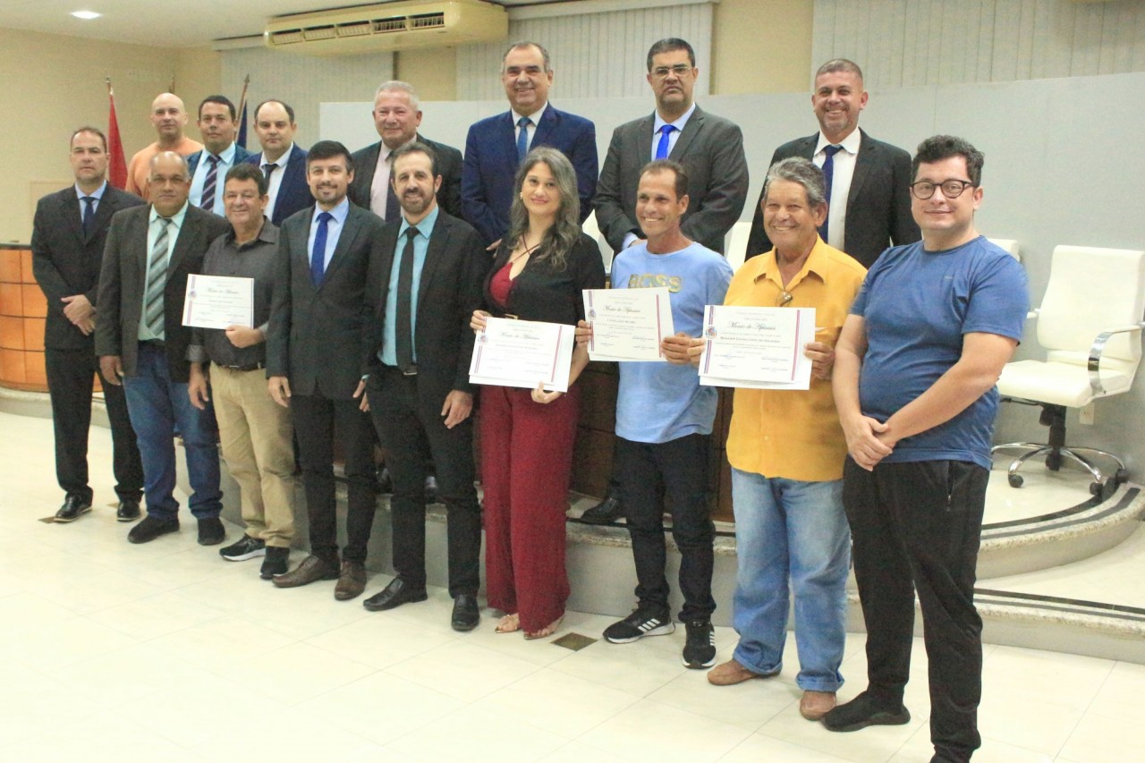 Saiba o que a Câmara Municipal aprovou na sessão plenária desta terça-feira (08)