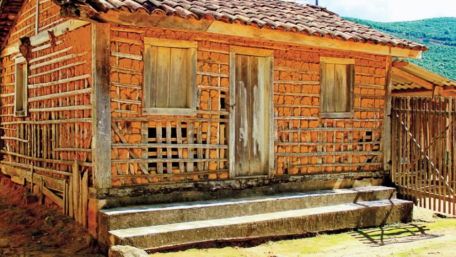Dep. Federal Gilson Daniel e vereadores na Santa Casa de Iúna