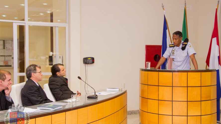 Comandante do 14º Batalhão participa da Tribuna Livre