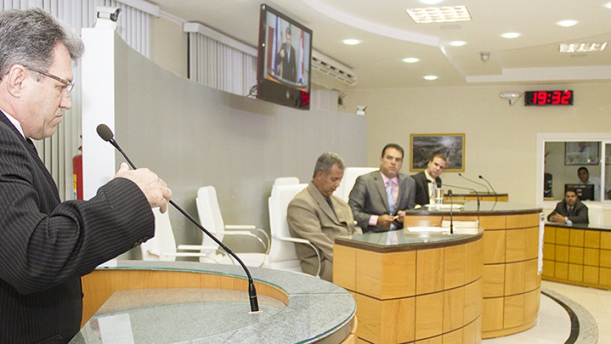 Dep. Federal Gilson Daniel e vereadores na Santa Casa de Iúna