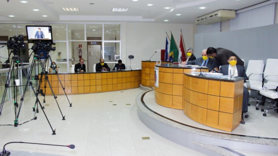 Imagem da reunião da Câmara na última sessão