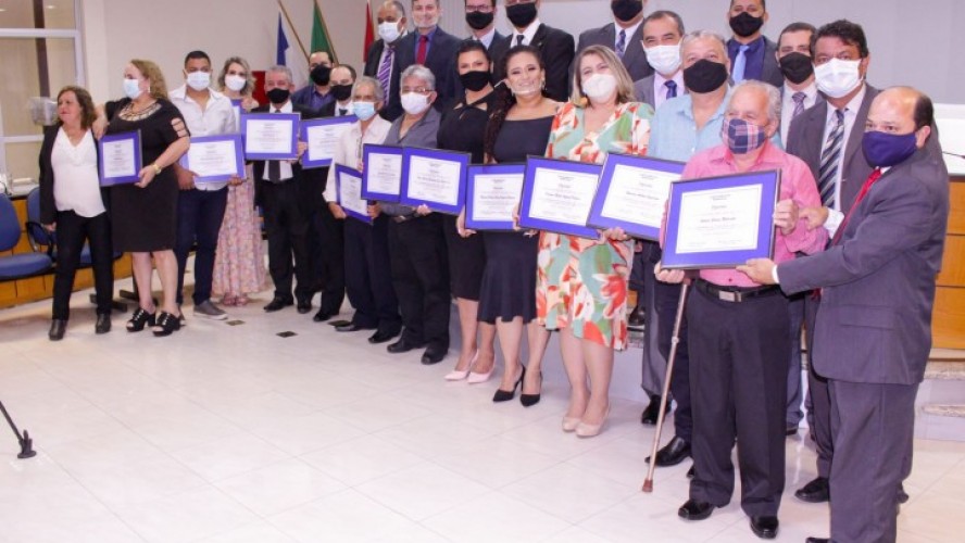 Solenidade entrega de Títulos de Cidadão Iunense