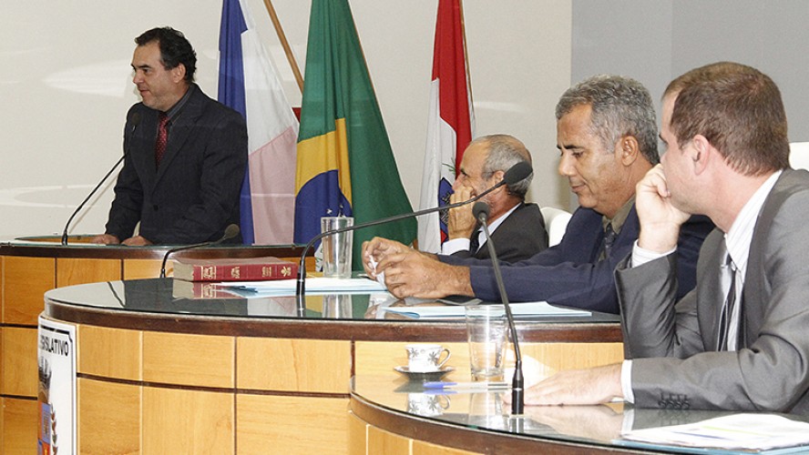 Prestação de contas em análise pelo Legislativo Prestação de contas em análise pelo Legislativo