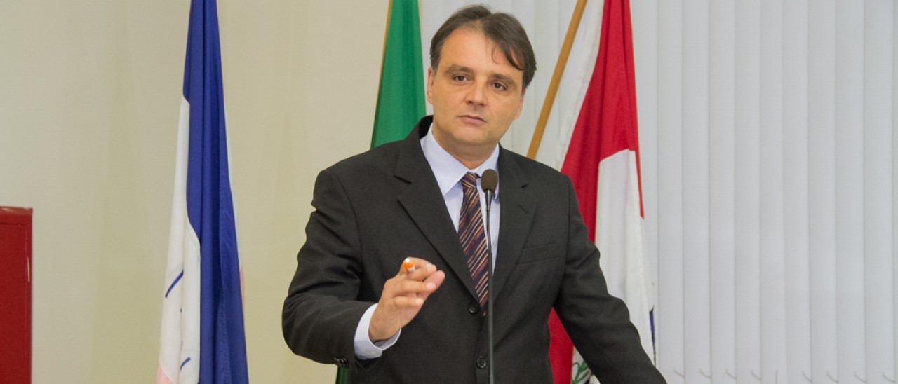 Plano de carreira dos professores municipais em discussão Plano de carreira dos professores municipais em discussão