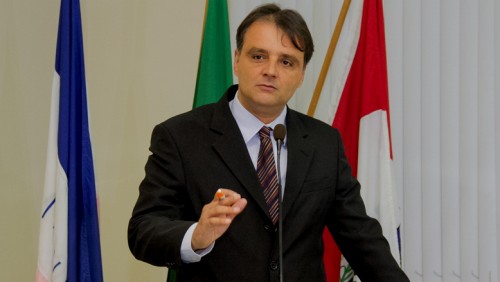 Plano de carreira dos professores municipais em discussão Plano de carreira dos professores municipais em discussão