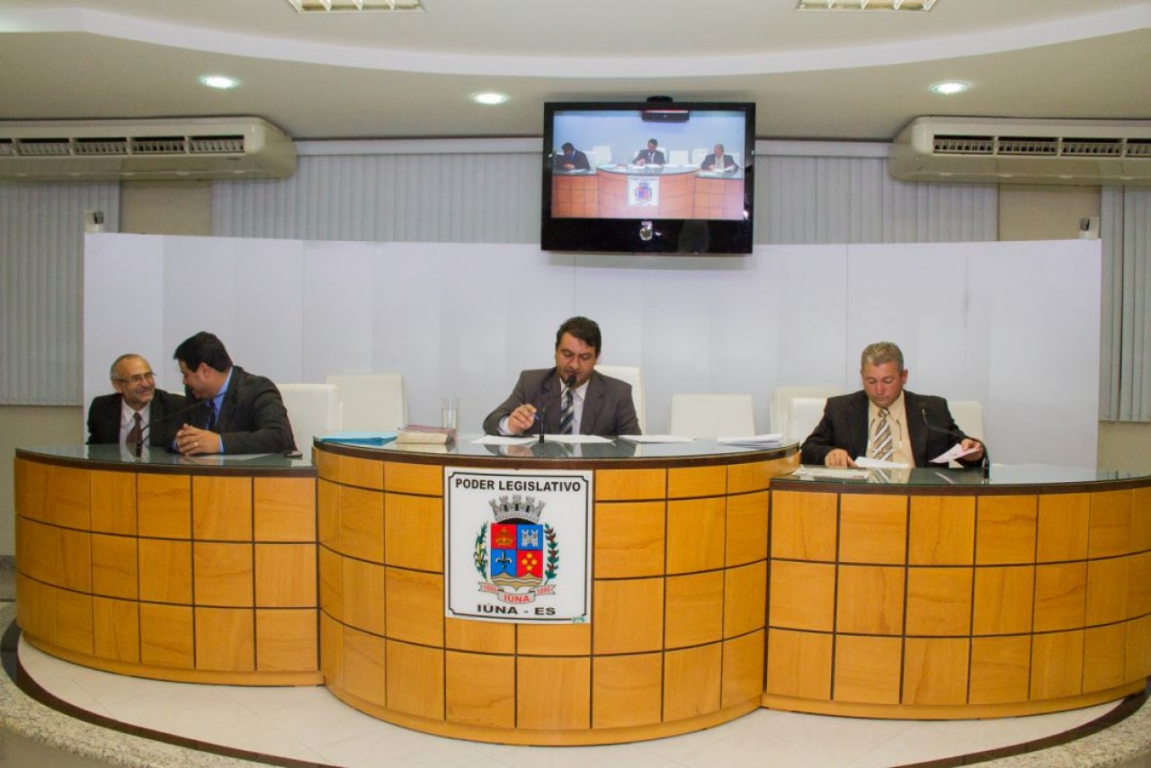 Índice de gastos com pessoal é questionado pelos vereadores Índice de gastos com pessoal é questionado pelos vereadores