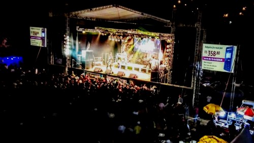 Festa do Carro de Boi reúne mais de 40 mil pessoas em Iúna Festa do Carro de Boi reúne mais de 40 mil pessoas em Iúna