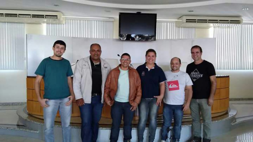 Imagem dos vereadores na Câmara na última sessão Imagem dos vereadores na Câmara na última sessão