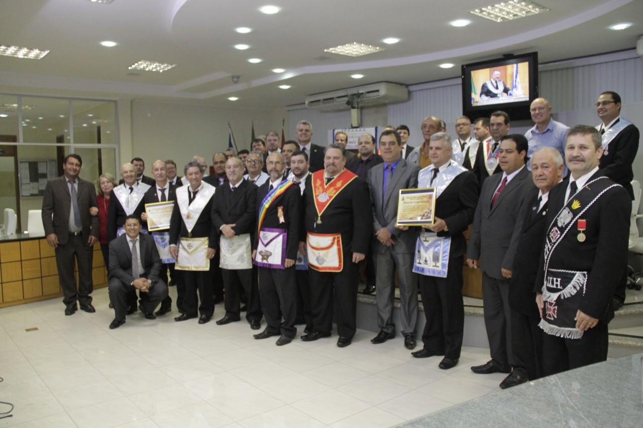 Sessão solene: homenagem ao Dia do Maçom Sessão solene: homenagem ao Dia do Maçom