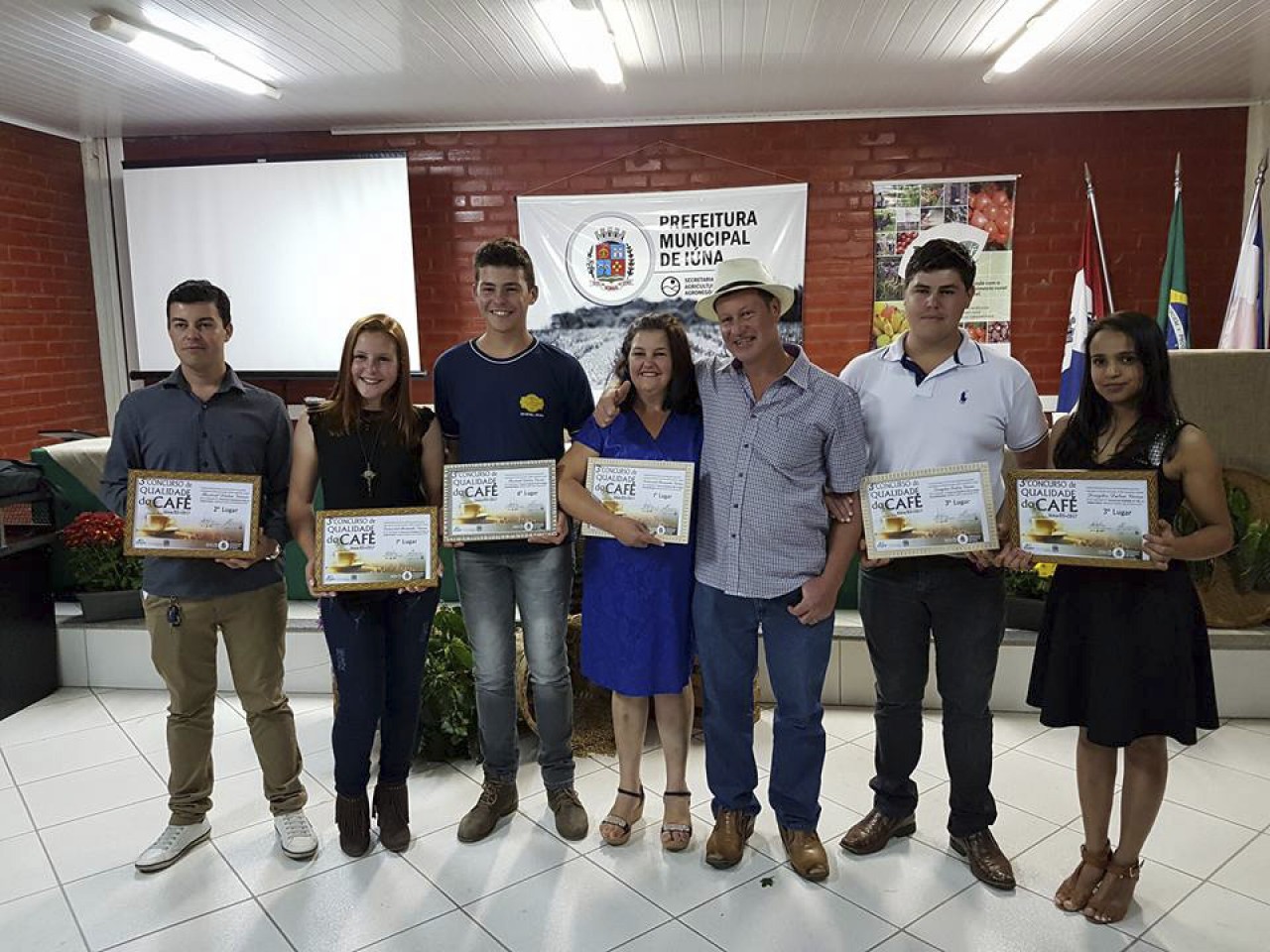Café de qualidade: produtor recebe homenagem da Câmara Municipal Café de qualidade: produtor recebe homenagem da Câmara Municipal