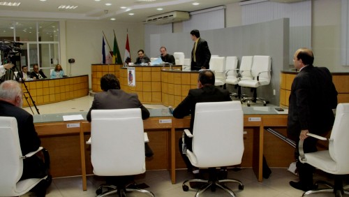 Comissões especiais: dois relatórios finalizados e nova denúncia será investigada Comissões especiais: dois relatórios finalizados e nova denúncia será investigada