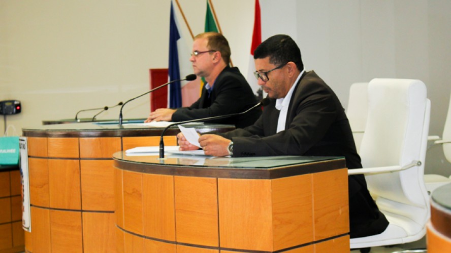 04ª Sessão Extraordinária do dia 26-12-2018 04ª Sessão Extraordinária do dia 26-12-2018