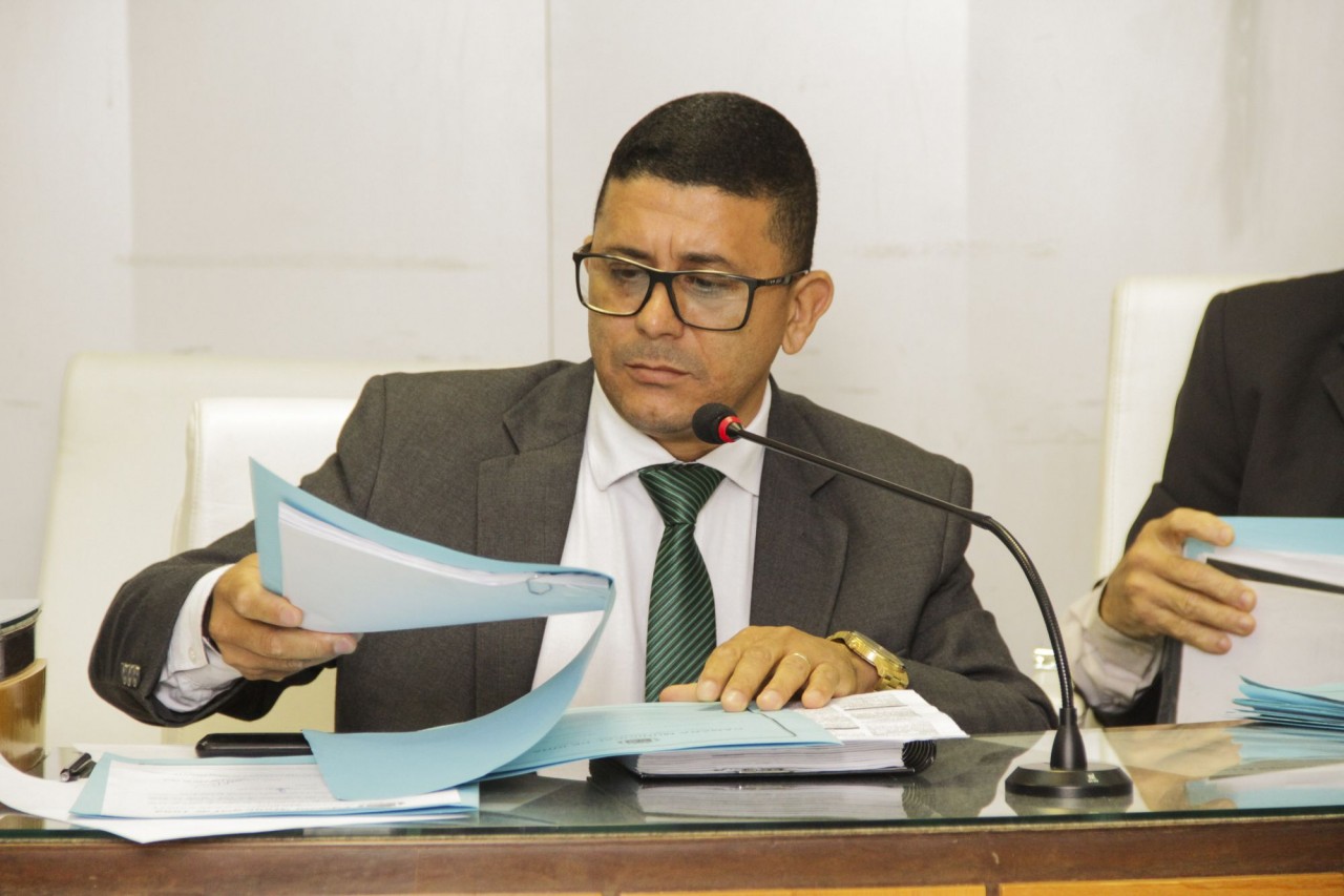 Expediente | 32ª Sessão Ordinária do dia 18-12-2019 Expediente | 32ª Sessão Ordinária do dia 18-12-2019