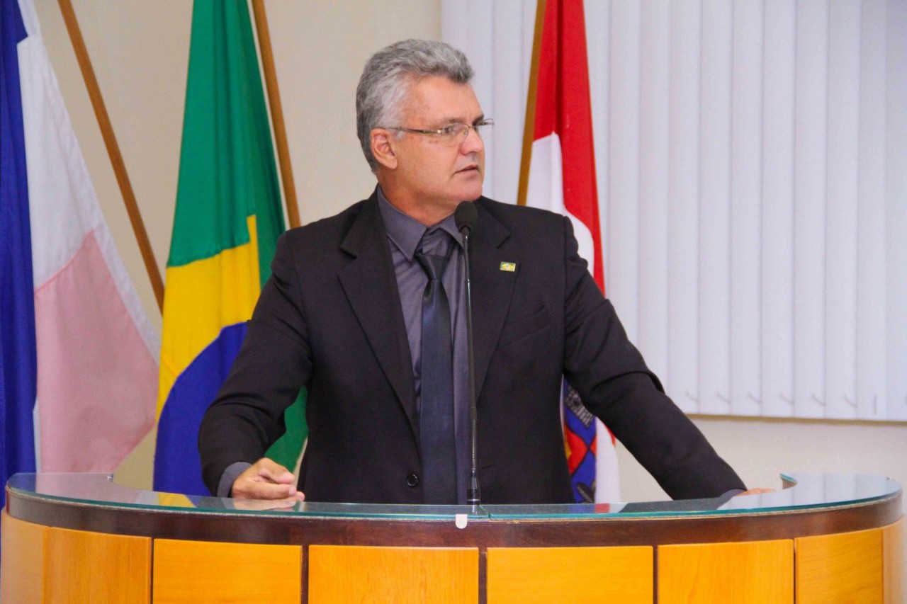 Encerramento de contrato de médicos do Programa Mais Médicos reduz atendimentos em Iúna Encerramento de contrato de médicos do Programa Mais Médicos reduz atendimentos em Iúna