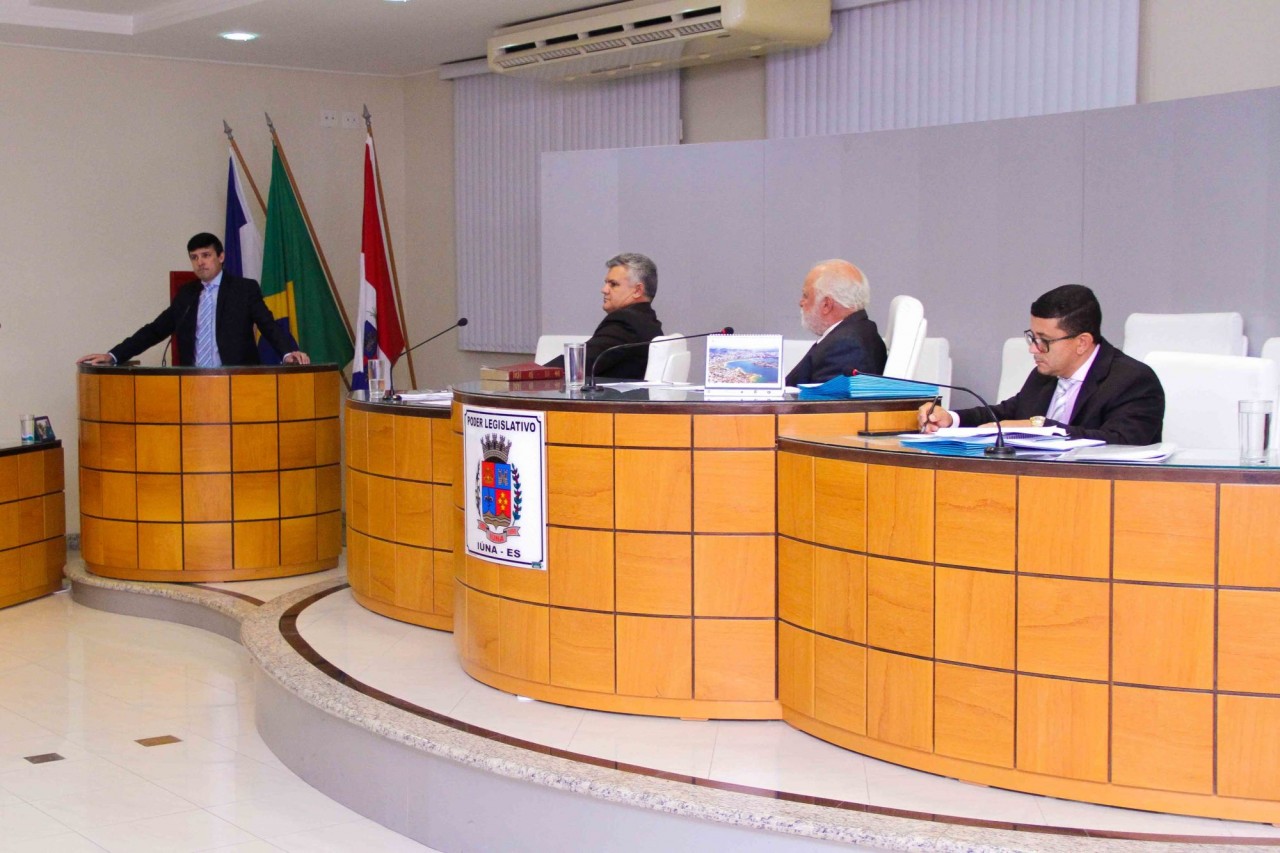 Requerimentos de Moções são aprovados na Câmara Requerimentos de Moções são aprovados na Câmara