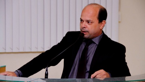 Vereador denuncia motorista da Prefeitura dirigindo bêbado Vereador denuncia motorista da Prefeitura dirigindo bêbado