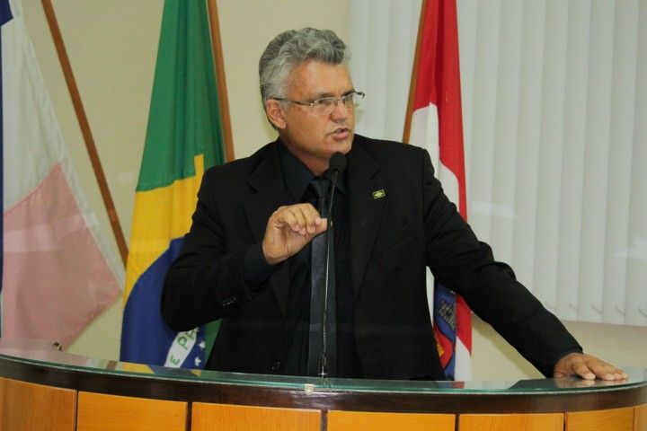 Indignados, vereadores pediram respeito à população Indignados, vereadores pediram respeito à população