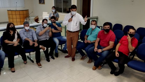 Vereadores de Iúna recebem diretor do Detran Givaldo Vieira Vereadores de Iúna recebem diretor do Detran Givaldo Vieira