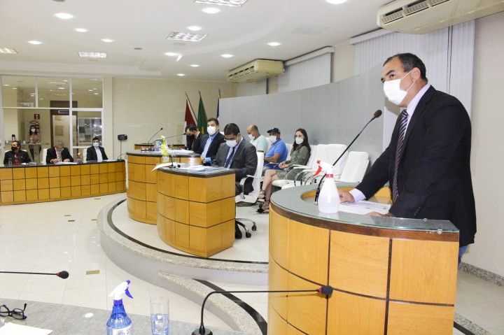 Vereadores aprovam prorrogação de licenças e autorizações ambientais do Município de Iúna Vereadores aprovam prorrogação de licenças e autorizações ambientais do Município de Iúna