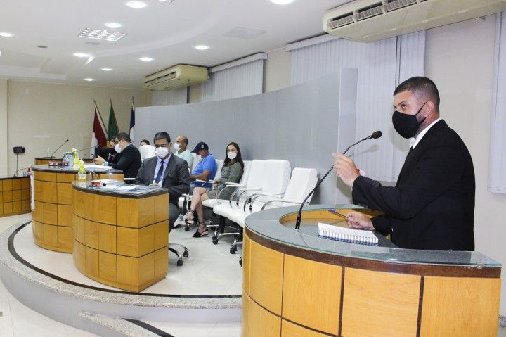 Vereadores aprovam prorrogação de licenças e autorizações ambientais do Município de Iúna Vereadores aprovam prorrogação de licenças e autorizações ambientais do Município de Iúna