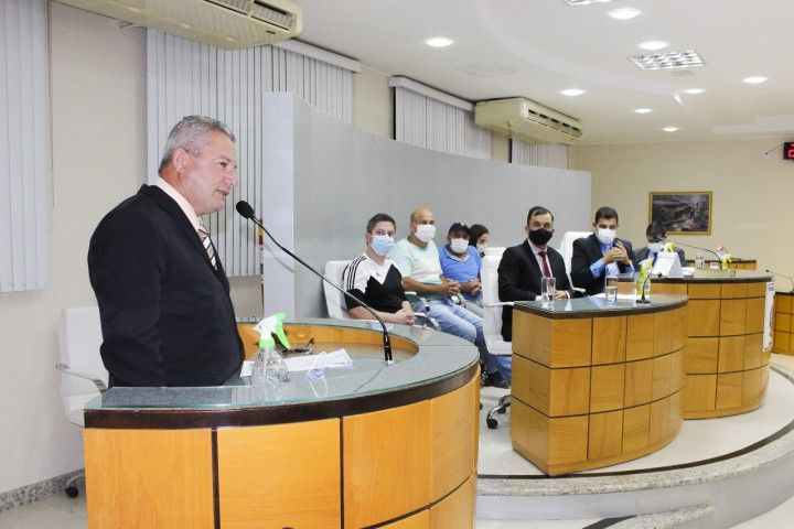 Vereadores aprovam prorrogação de licenças e autorizações ambientais do Município de Iúna Vereadores aprovam prorrogação de licenças e autorizações ambientais do Município de Iúna