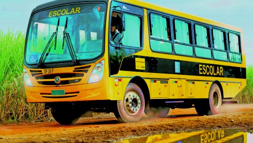Professores e servidores da Educação Municipal poderão utilizar o transporte escolar Professores e servidores da Educação Municipal poderão utilizar o transporte escolar