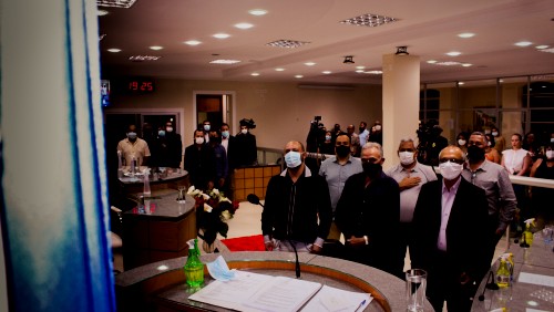 Cidadãos Iunenses: personalidades de Iúna recebem honraria do Poder Legislativo Cidadãos Iunenses: personalidades de Iúna recebem honraria do Poder Legislativo