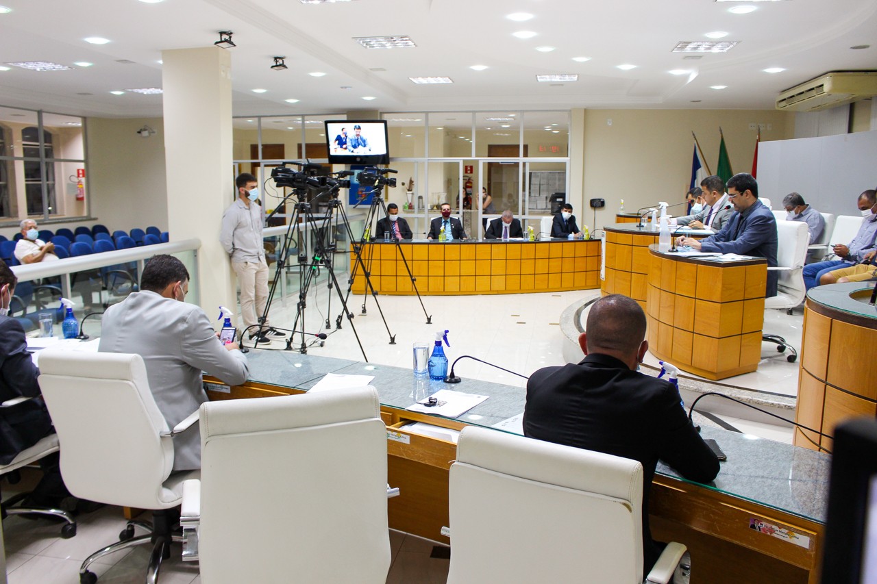 Câmara aprova distribuição gratuita de absorventes na rede Municipal de Iúna Câmara aprova distribuição gratuita de absorventes na rede Municipal de Iúna