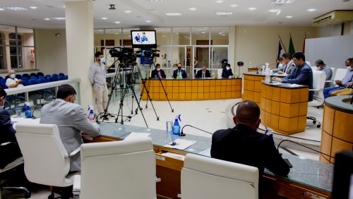 Câmara aprova distribuição gratuita de absorventes na rede Municipal de Iúna Câmara aprova distribuição gratuita de absorventes na rede Municipal de Iúna