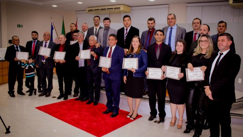 Vereadores realizam Sessão Solene em homenagem ao Dia da Consciência Evangélica em Iúna Vereadores realizam Sessão Solene em homenagem ao Dia da Consciência Evangélica em Iúna