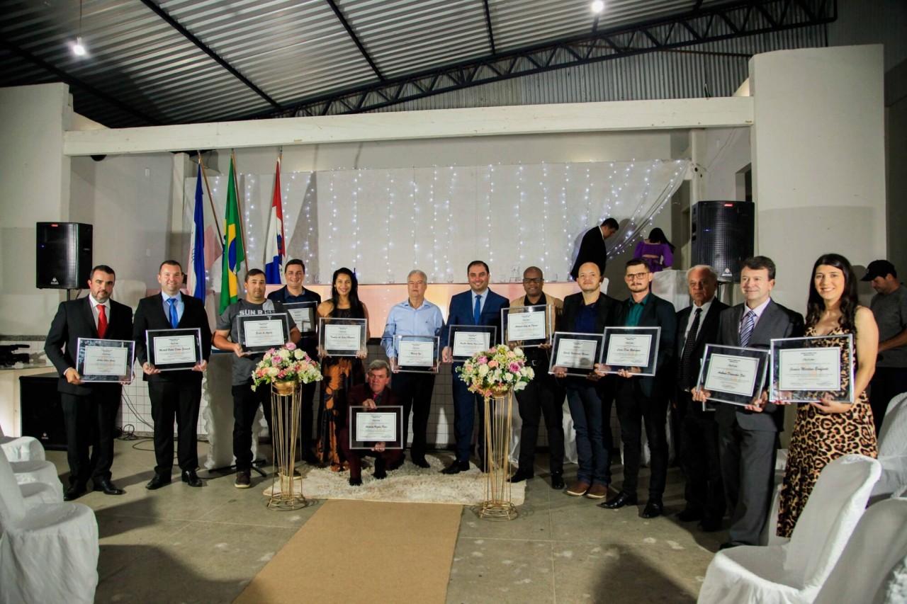 Solenidade homenageia Cidadãos Iunenses 2022 Solenidade homenageia Cidadãos Iunenses 2022