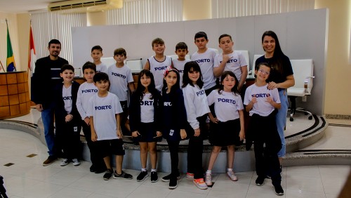 Câmara de Iúna recebe visita de alunos como forma de conhecimento sobre o Poder Legislativo Câmara de Iúna recebe visita de alunos como forma de conhecimento sobre o Poder Legislativo