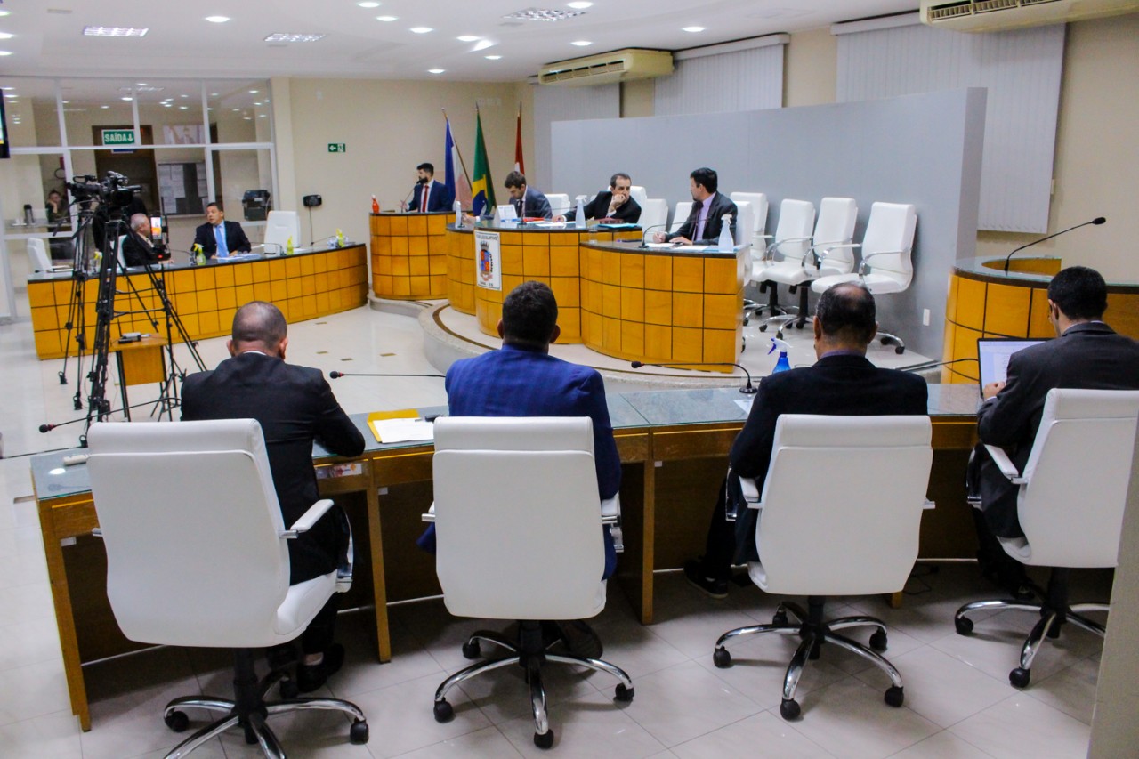 14ª Sessão Ordinária de Iúna aconteceu nesta segunda (19) 14ª Sessão Ordinária de Iúna aconteceu nesta segunda (19)