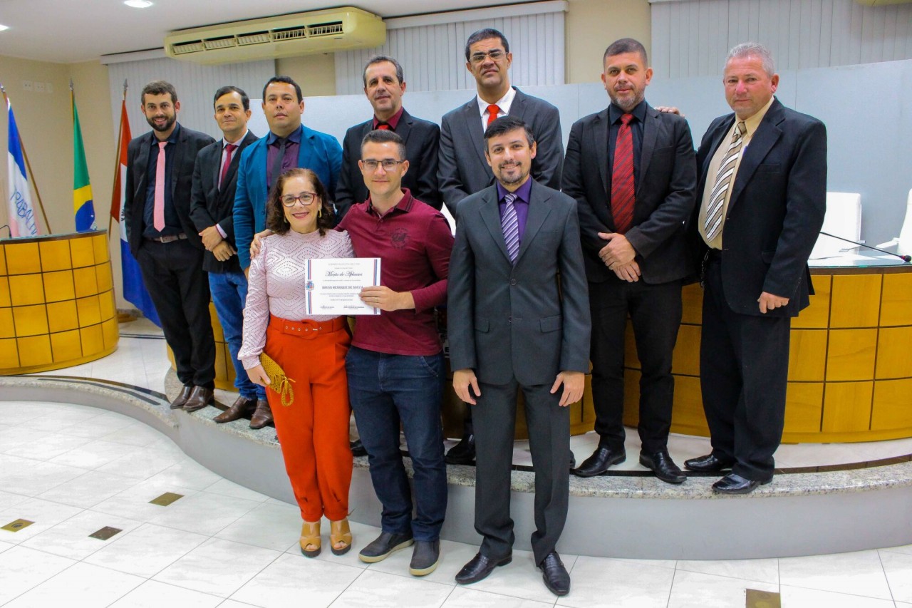 Projeto Iúna Tampinhas, para auxiliar na compra de cadeiras de rodas, é apresentado na Câmara Municipal Projeto Iúna Tampinhas, para auxiliar na compra de cadeiras de rodas, é apresentado na Câmara Municipal