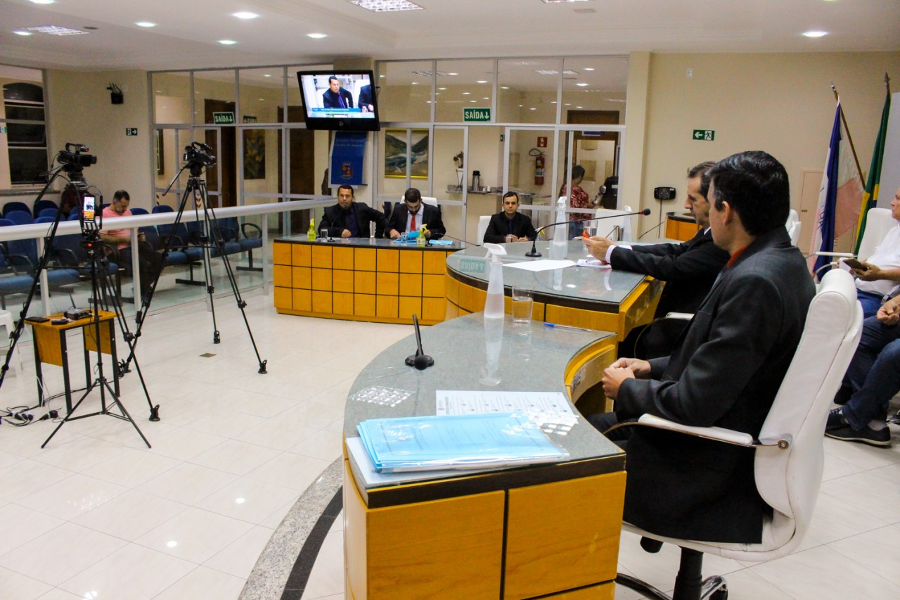Vereadores aprovam sete importantes projetos durante a 24ª Sessão Ordinária Vereadores aprovam sete importantes projetos durante a 24ª Sessão Ordinária