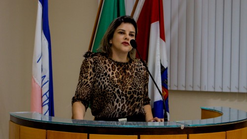 Juliane Martins Araújo | Homenagem aos Professores e Servidores Públicos