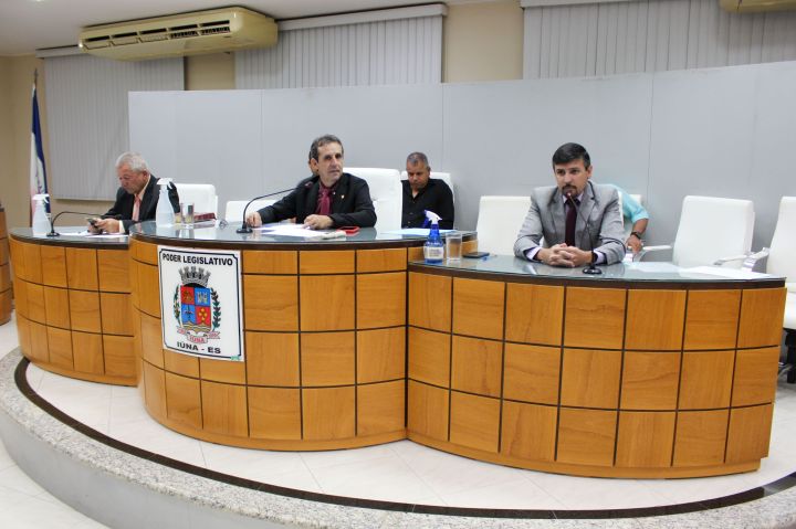 Câmara Municipal aprova reajuste na remuneração dos servidores públicos Câmara Municipal aprova reajuste na remuneração dos servidores públicos