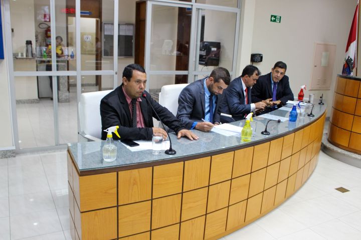 Câmara Municipal aprova reajuste na remuneração dos servidores públicos Câmara Municipal aprova reajuste na remuneração dos servidores públicos