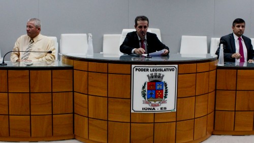 Câmara Municipal de Iúna aprova reajuste da remuneração dos servidores públicos em 10% Câmara Municipal de Iúna aprova reajuste da remuneração dos servidores públicos em 10%