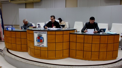 Vagas para negros e indígenas em Concursos e Processos Seletivos de Iúna agora é lei Vagas para negros e indígenas em Concursos e Processos Seletivos de Iúna agora é lei