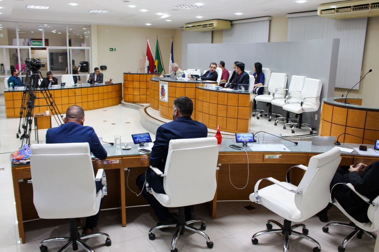 Saiba quais projetos e requerimentos foram aprovados na 8ª Sessão Ordinária Saiba quais projetos e requerimentos foram aprovados na 8ª Sessão Ordinária