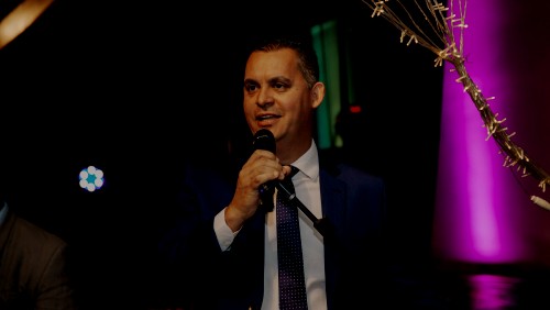 Gilson Daniel - Deputado Federal | Sessão Solene - Entrega do Título Cidadão Iunense 2024 Gilson Daniel - Deputado Federal | Sessão Solene - Entrega do Título Cidadão Iunense 2024