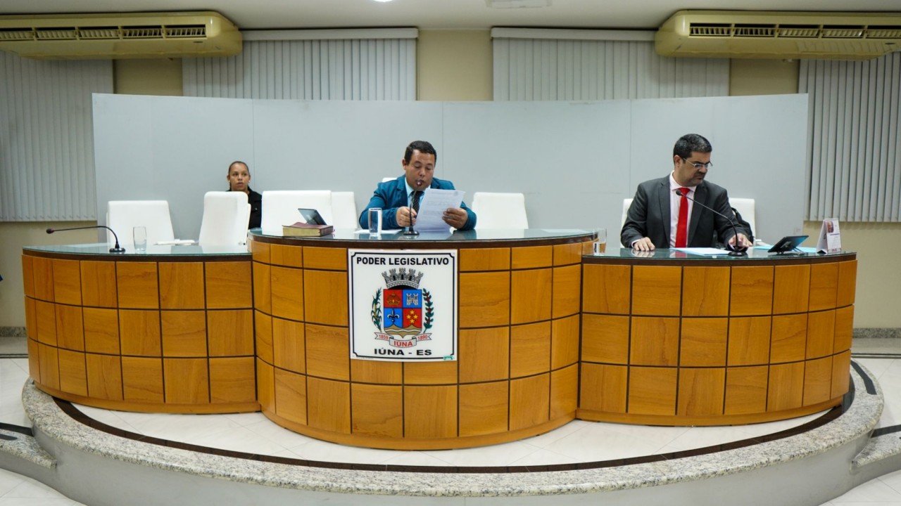 Câmara Municipal aprova três moções em sessão plenária Câmara Municipal aprova três moções em sessão plenária